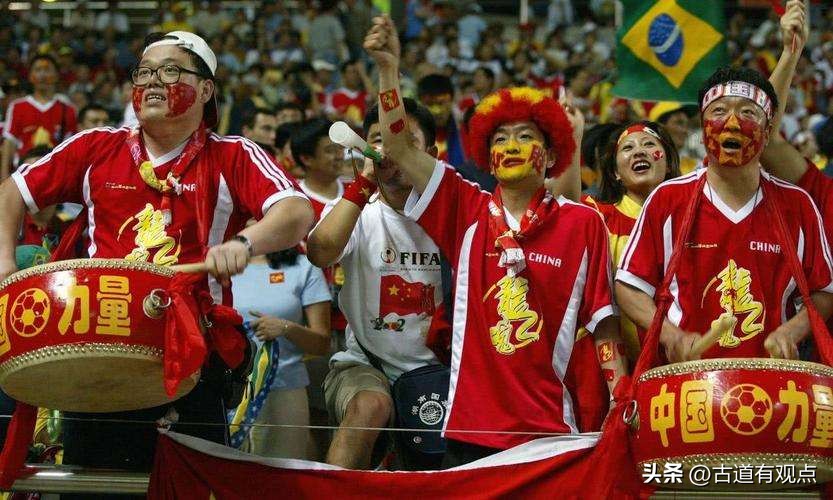 中国足球请继续加油,中国足球请继续前进