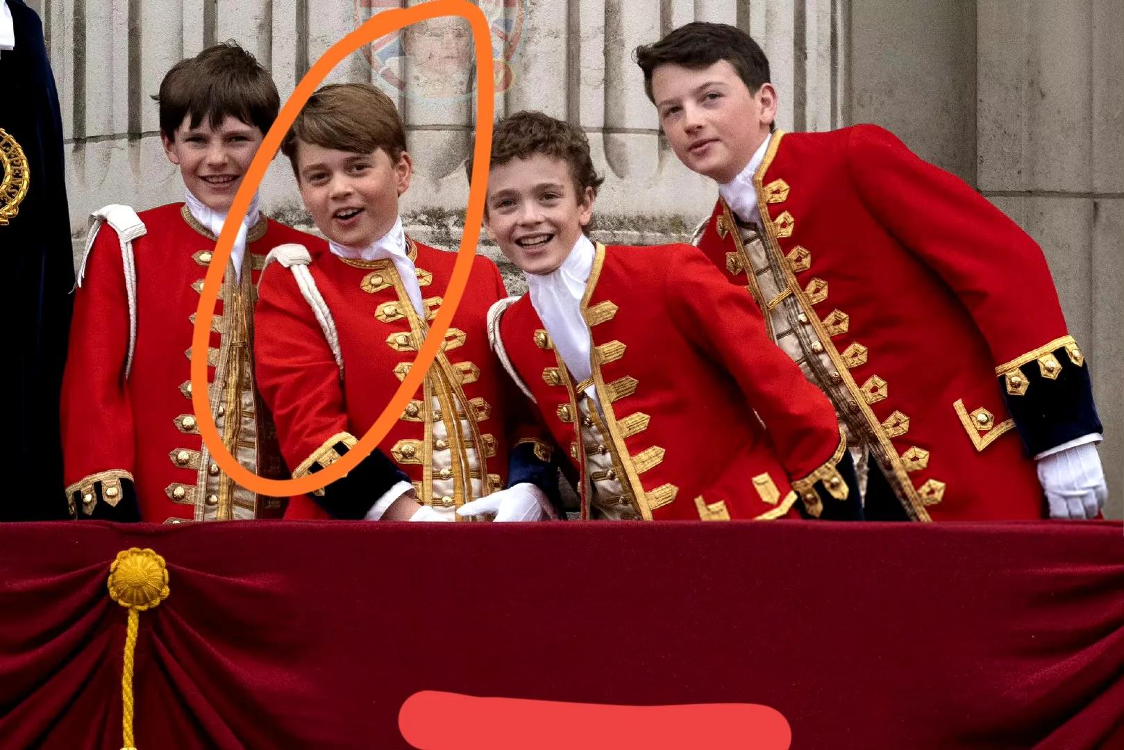 加冕礼上夏洛特的花环,卡米拉加冕礼凯特戴的冠冕