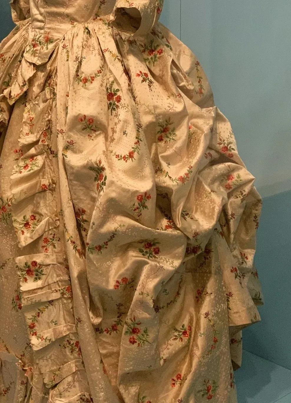 中国丝绸博物馆和中国之江博物馆,博物馆中国的服装