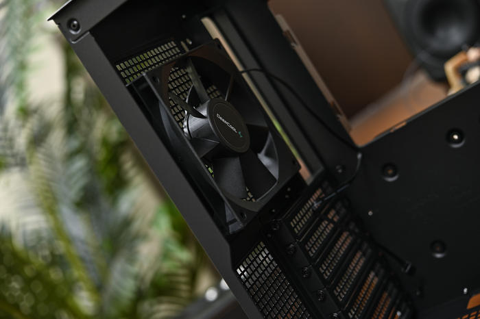 九州风神ch560数显机箱搭配,rogz690-e功率