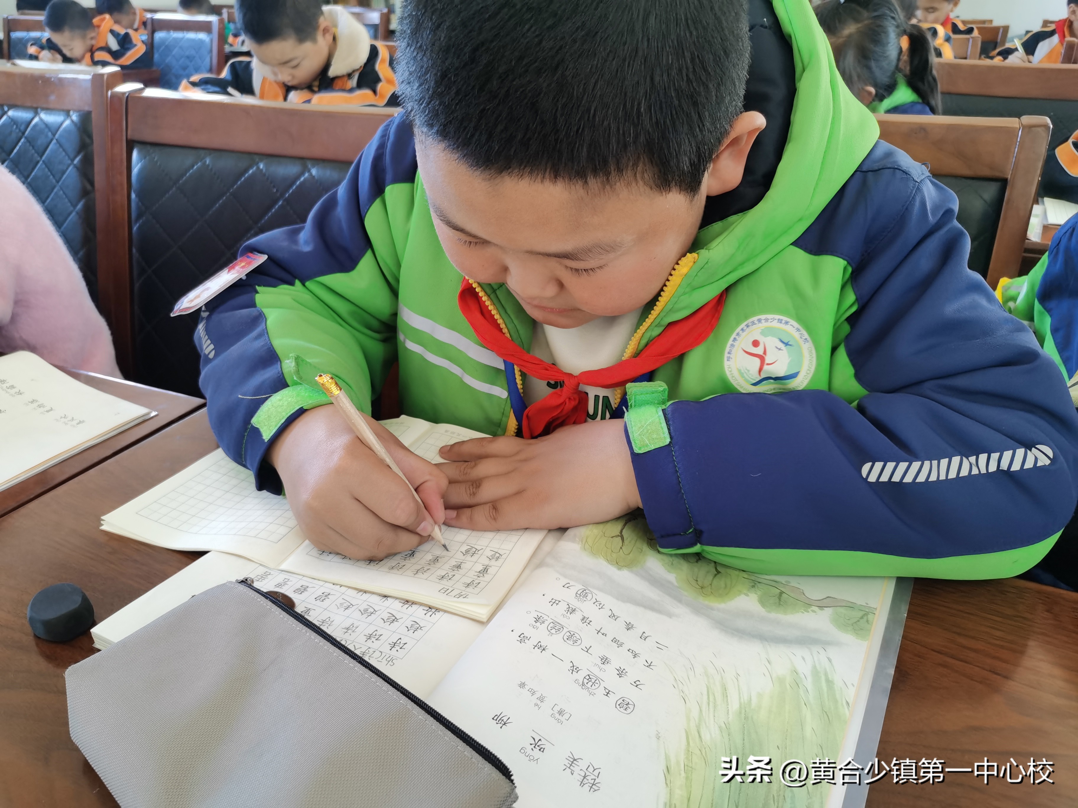 少年宫多彩的活动,小学少年宫活动掠影