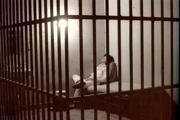 “性成瘾”真的是病吗？难以控制，无法摆脱，就像大脑磕了药