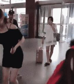 神回复：扔第一颗的时候，日本就是这么想的！神评把我笑死了