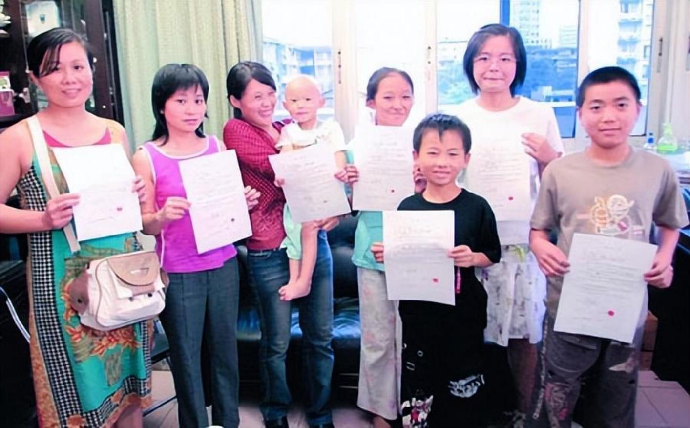 2005年，四川八岁女孩身患白血病，自愿放弃治疗，安排自己的后事