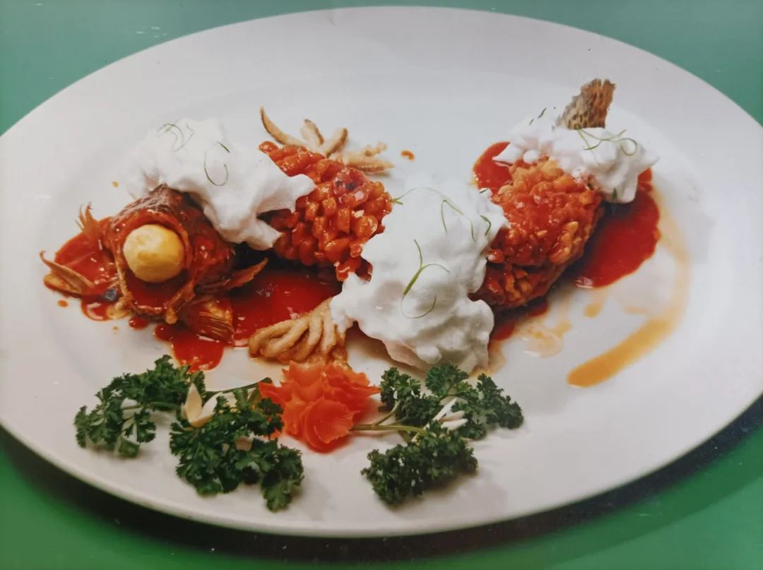 当年与大作家陆文夫聊了一夜烹调的小厨师，成了百年老店的掌门人