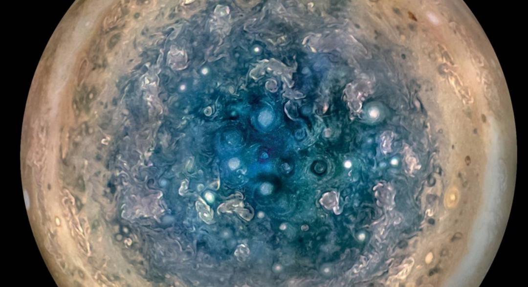 太阳系中只有水球的星球,太阳系中存在液体的星球