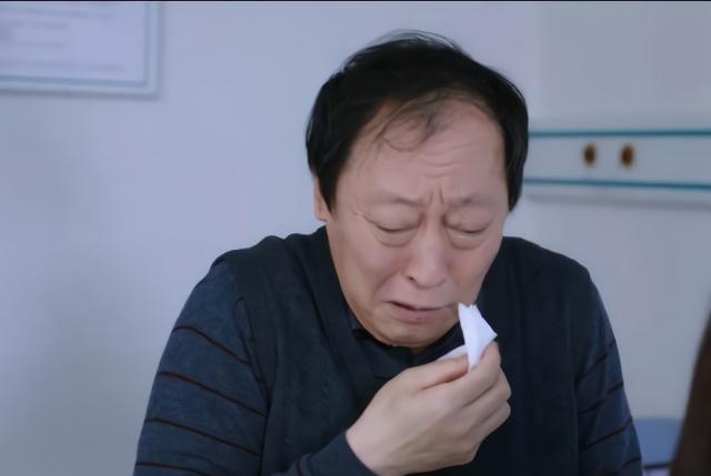 同学群不说话的人,同学群里不退群也不说话