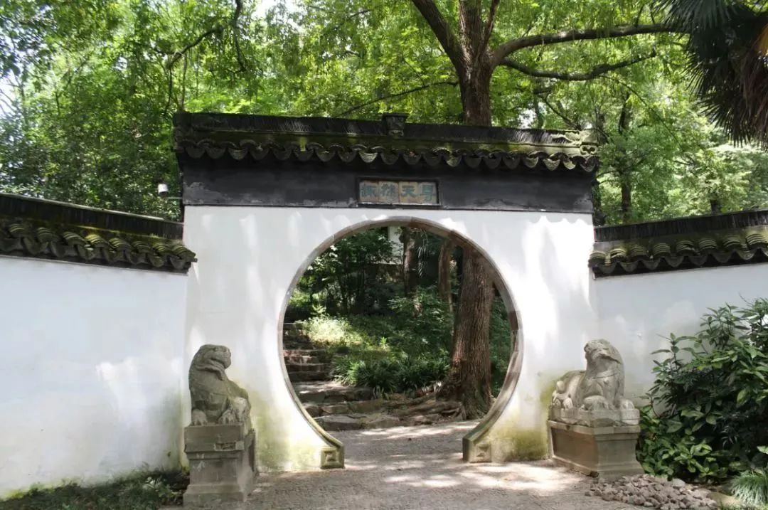 常熟银湖园林古典别墅,常熟四大私家园林