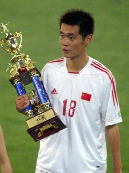 李霄鹏：低调务实的高情商老好人，曾被称为足球界的“黄渤”