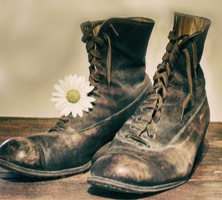 鞋子上的污渍总洗不掉?学会了这3招,从此不去洗鞋店花冤枉钱