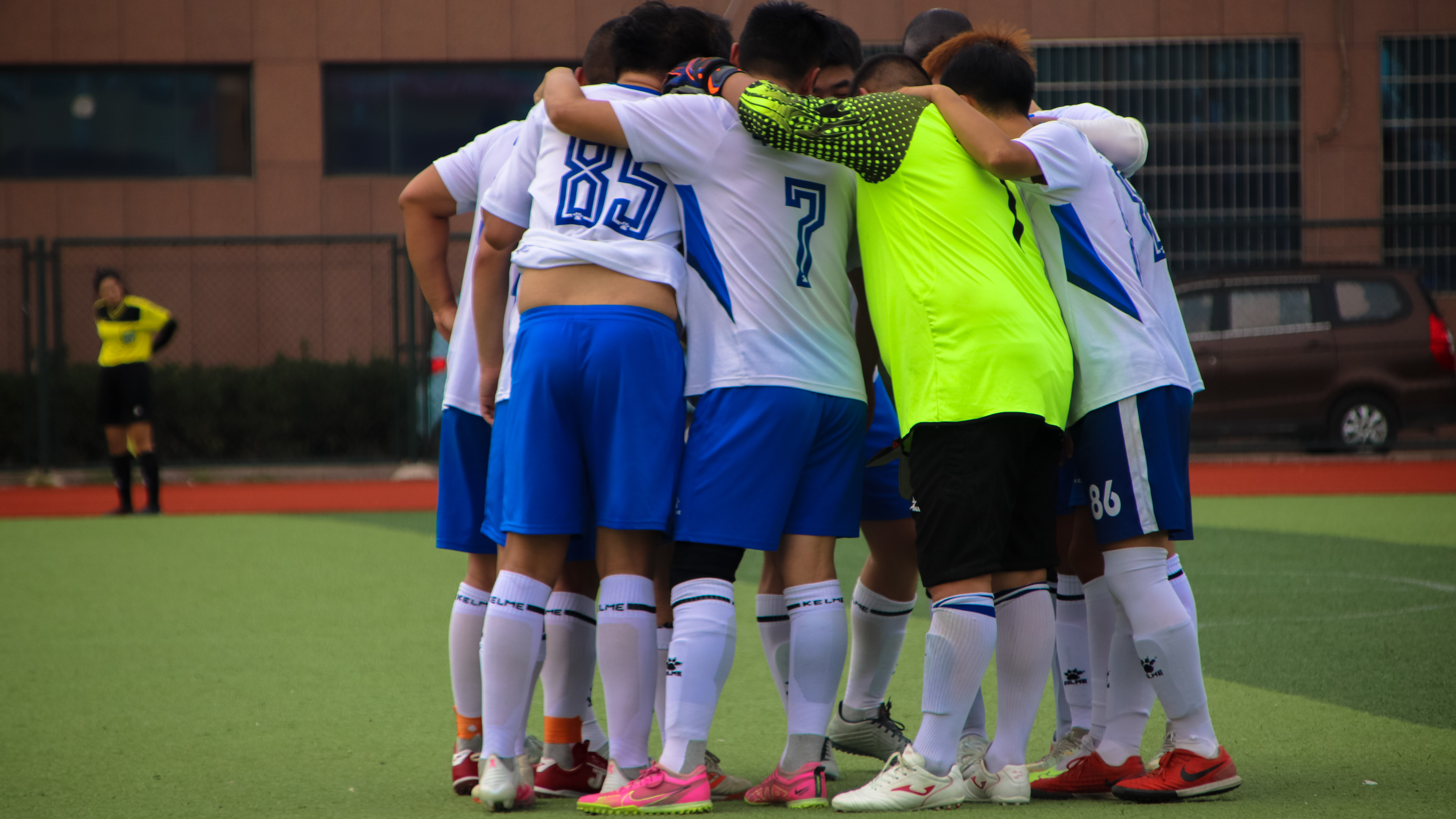 新乡足球锦标赛,新乡足球业余联赛比赛