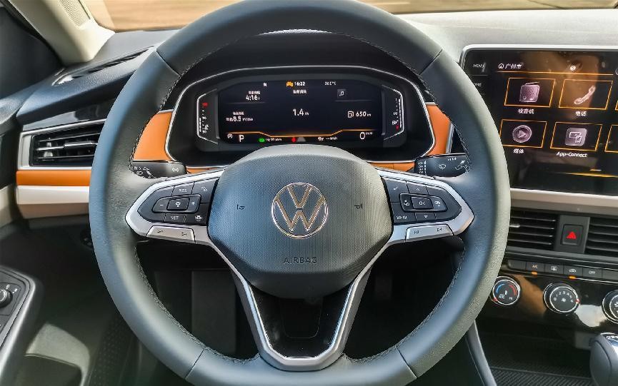 一汽宝来传奇试驾,一汽大众宝来传奇手动领先型