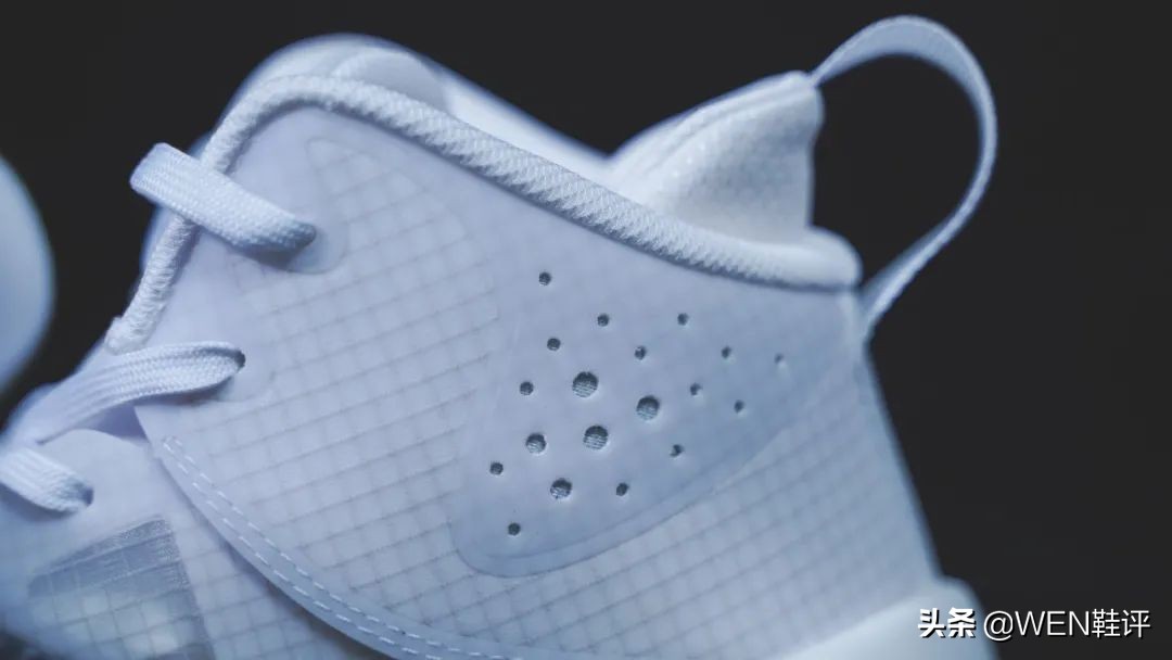 超轻2022v2蓝色开箱,超轻2022值得入手么