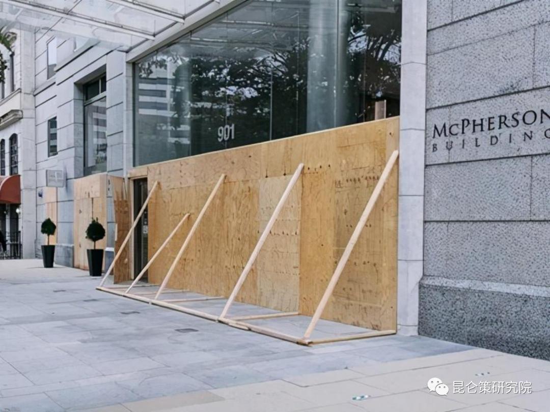 卫健君：美国躺平后就能“全力拼经济”“快乐像一朵花”吗？