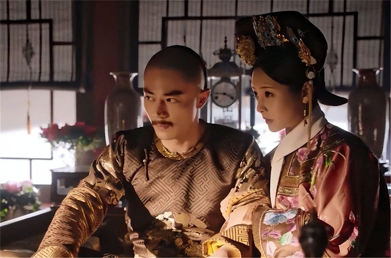 雍正驾崩弘历登基改国号康熙,雍正皇帝驾崩传位给四阿哥弘历