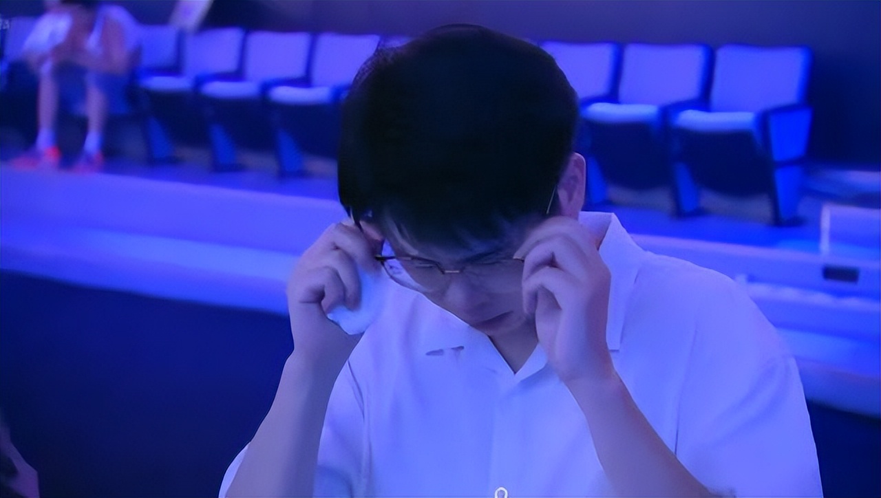 ag3:0hero久竞,hero被ag零封久诚久哲