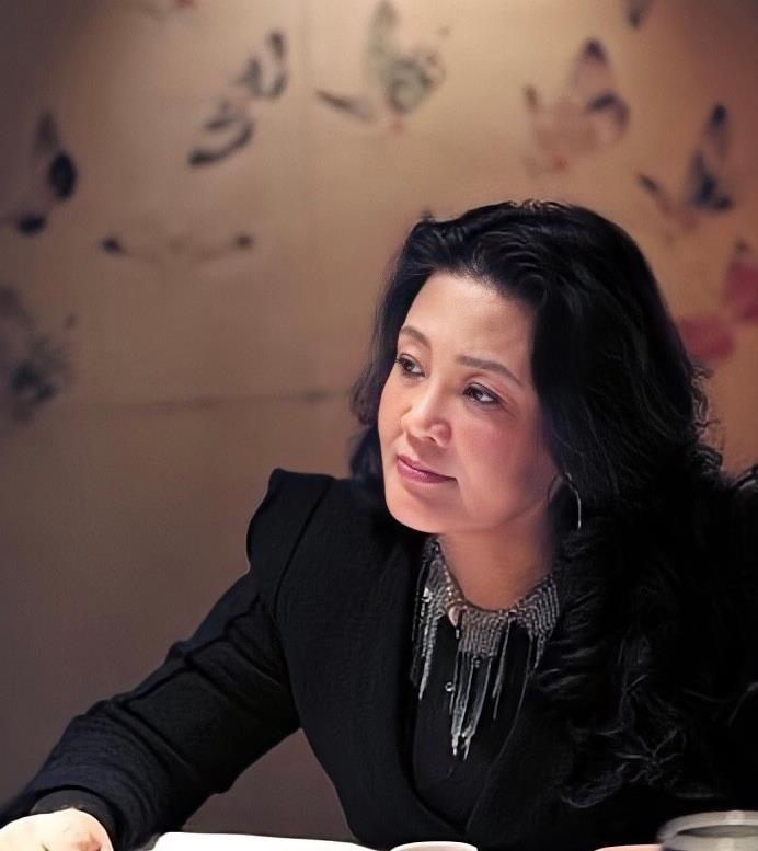 张兰被资本算计后怎么起家的,张兰创业史情史