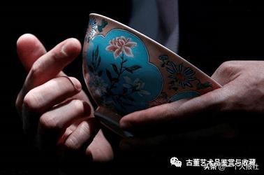香港苏富比清康熙御制珐琅彩,清康熙霁蓝釉描金赏盘拍卖价格