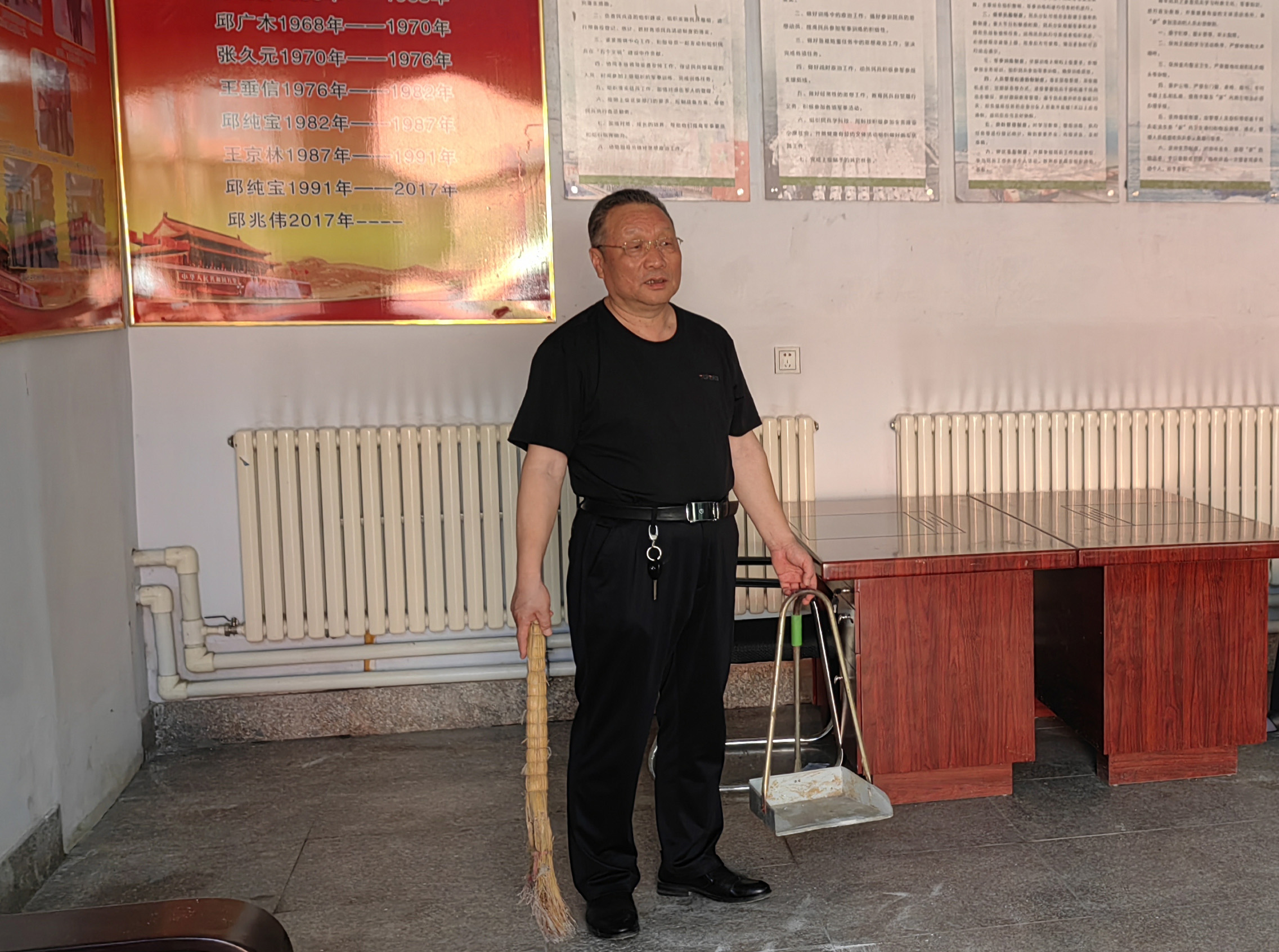 一个兵修了一条马路什么电视剧,一个兵修了一条路