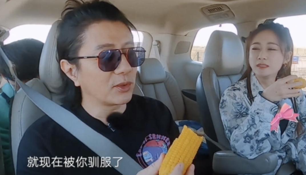 名和利，救不了华语乐坛！这10位顶流歌手的出走，细扒我一言难尽