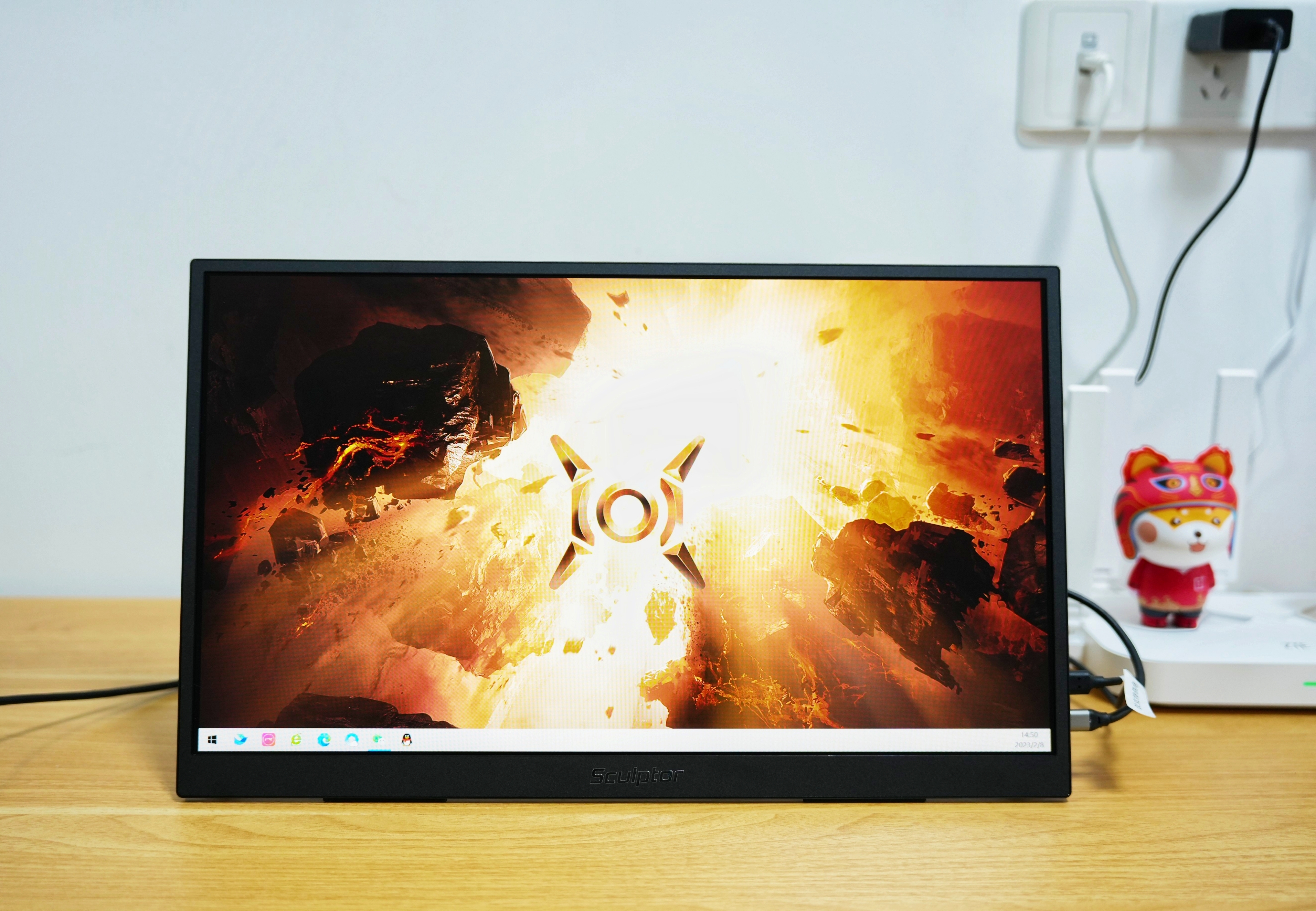 更出彩！雕塑家MF185LN便携显示器体验，作为办公副屏很不错