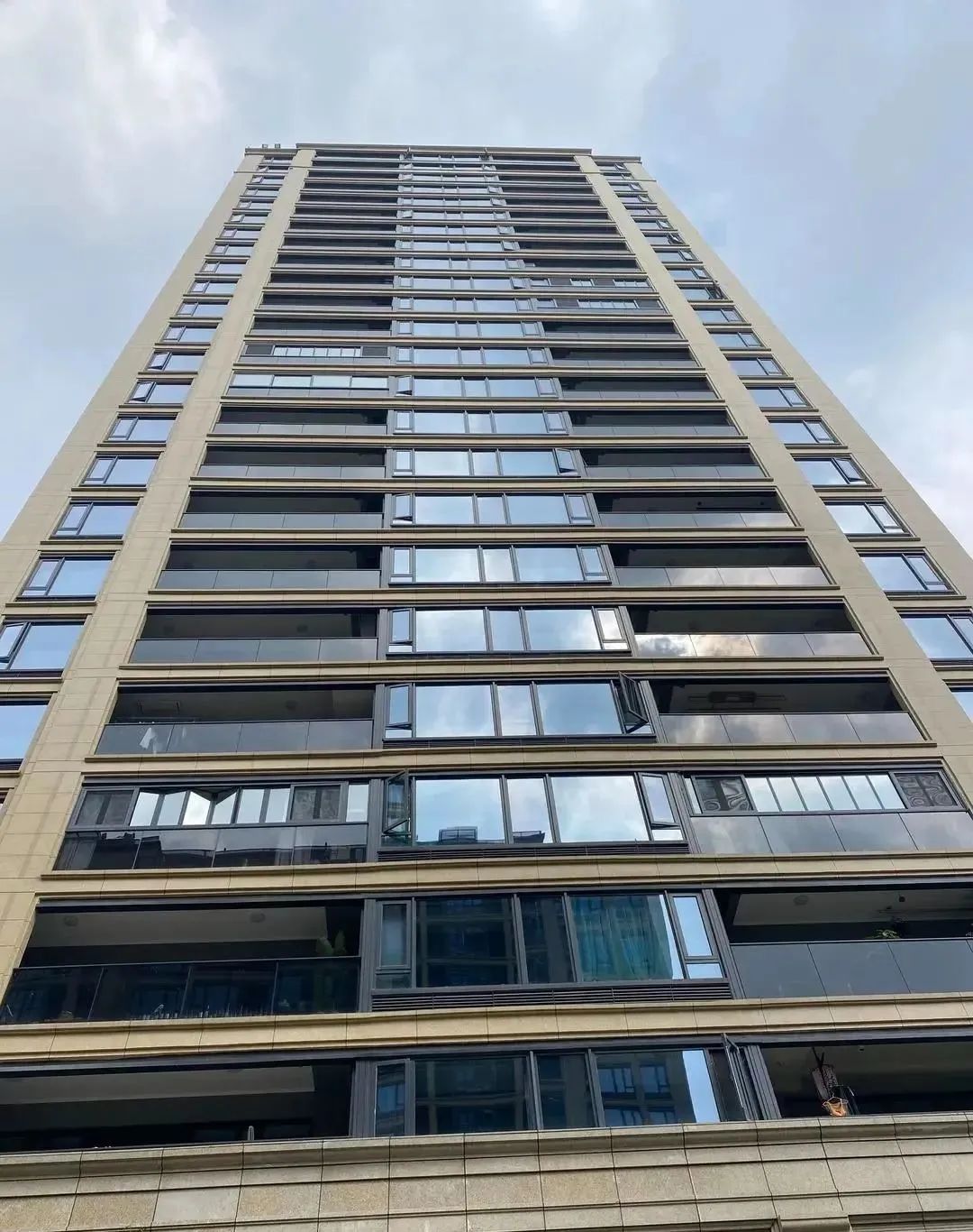 封阳台知识图片,关于阳台封窗