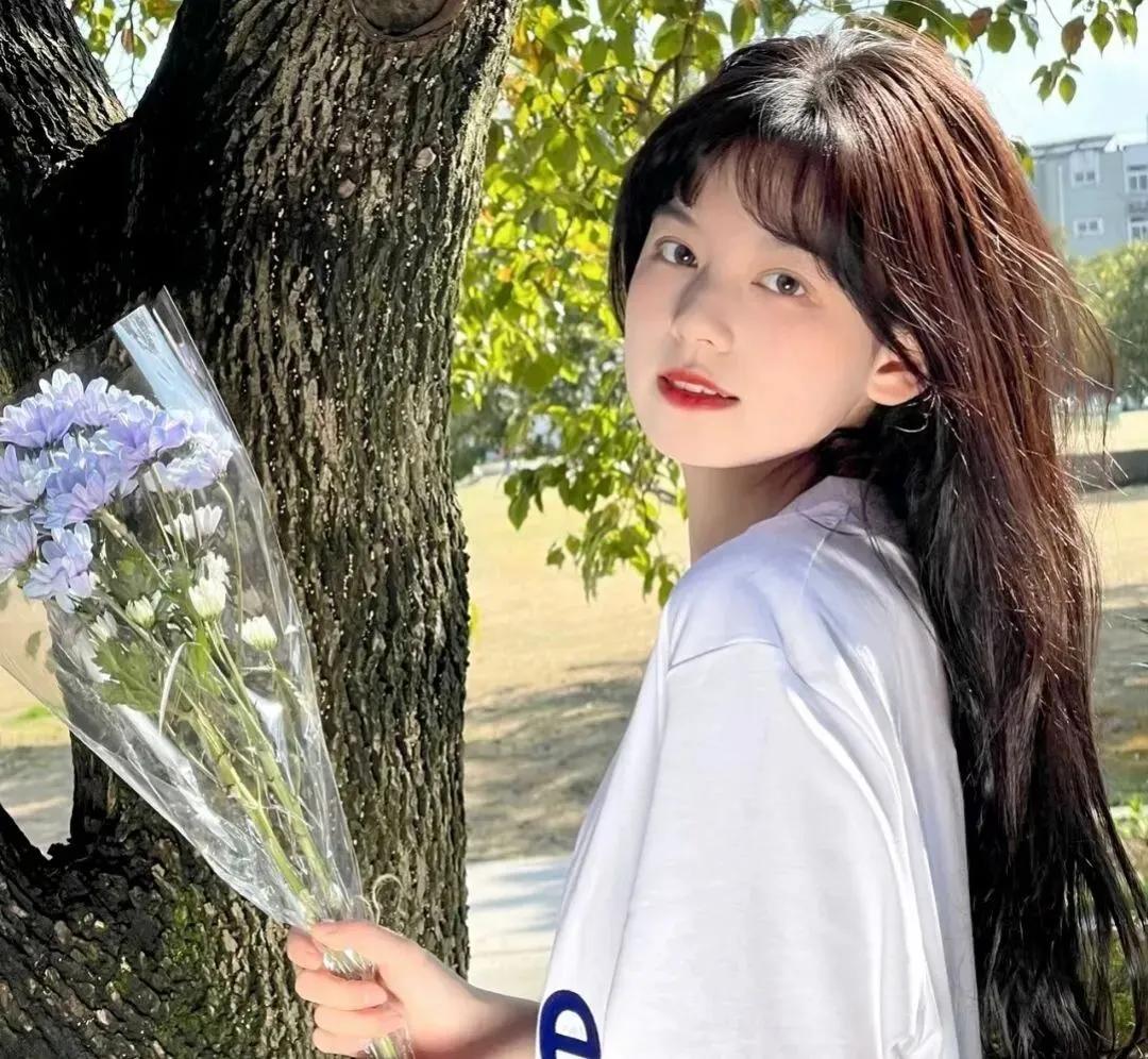 仙气三人闺蜜头像共三张连在一起,可以和闺蜜对象一起用的头像三人