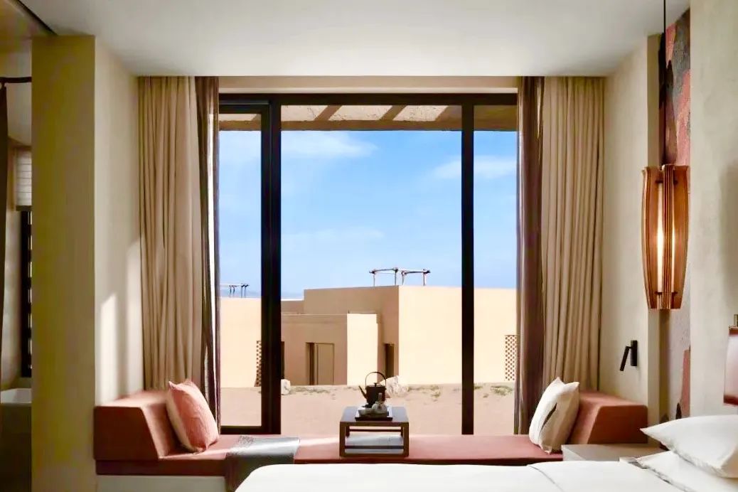 沙漠里的奢华天花板，比摩洛哥更耀眼