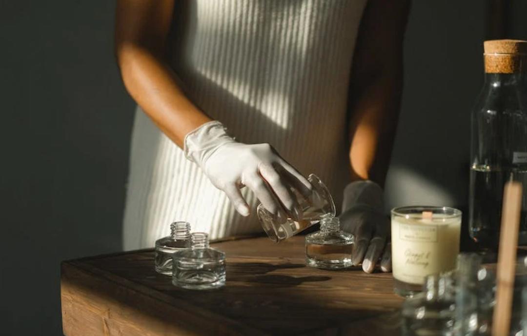 讲「东方故事」，国产香水或许更擅长