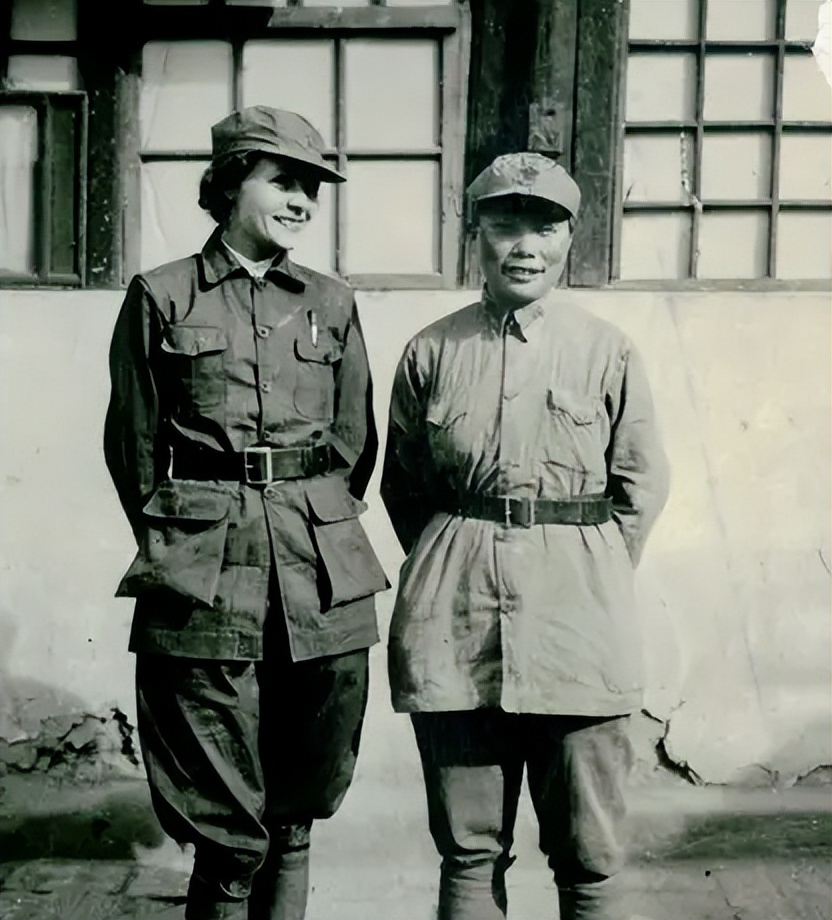 1944年*德朱**赠送美国记者一匹骡子,3天后美国记者:再送一匹