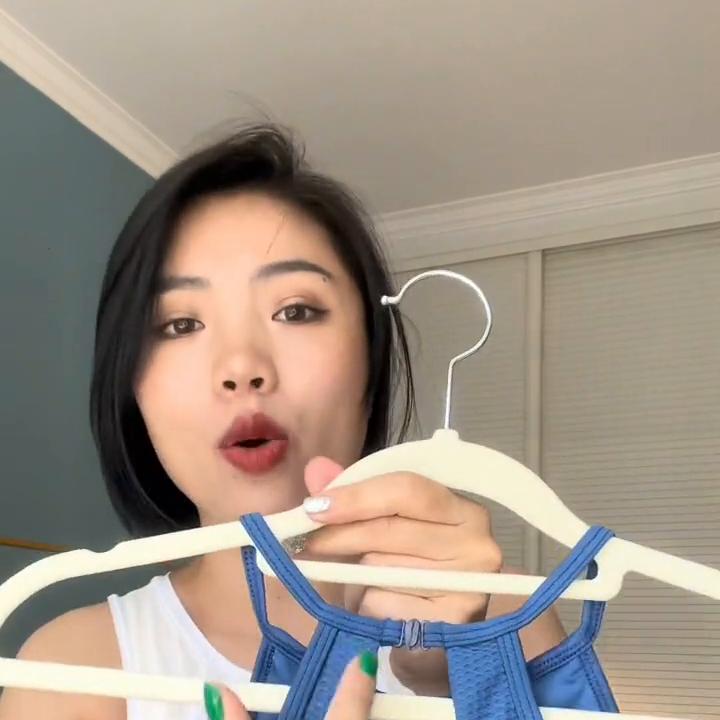 看完这期教会你怎么选运动内衣,讲解一下如何穿内衣