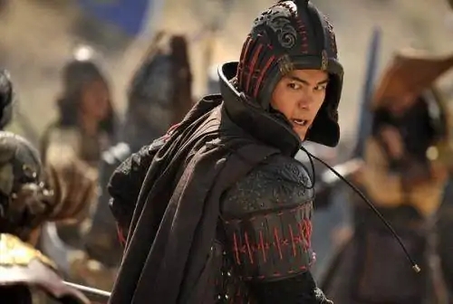 史上有哪些狂且霸气的诗句,最霸气令人热血沸腾的十句话