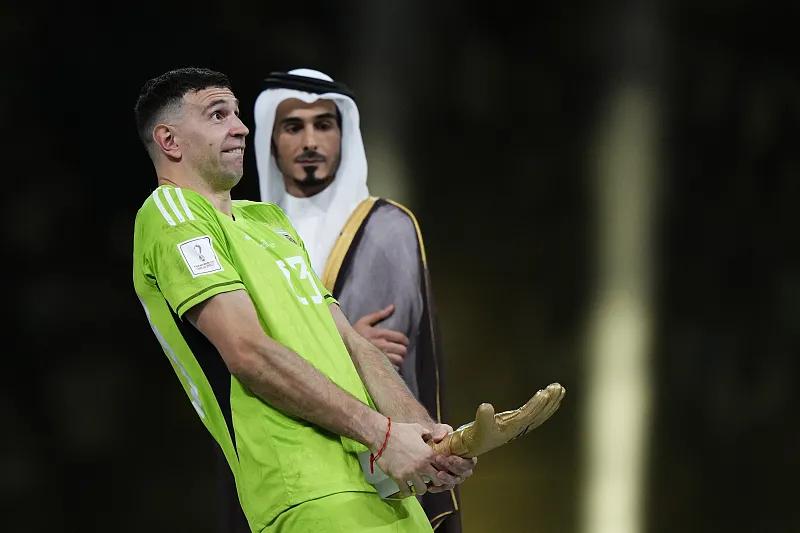 马丁内斯的坎坷经历,马丁内斯一路怎么走过来的