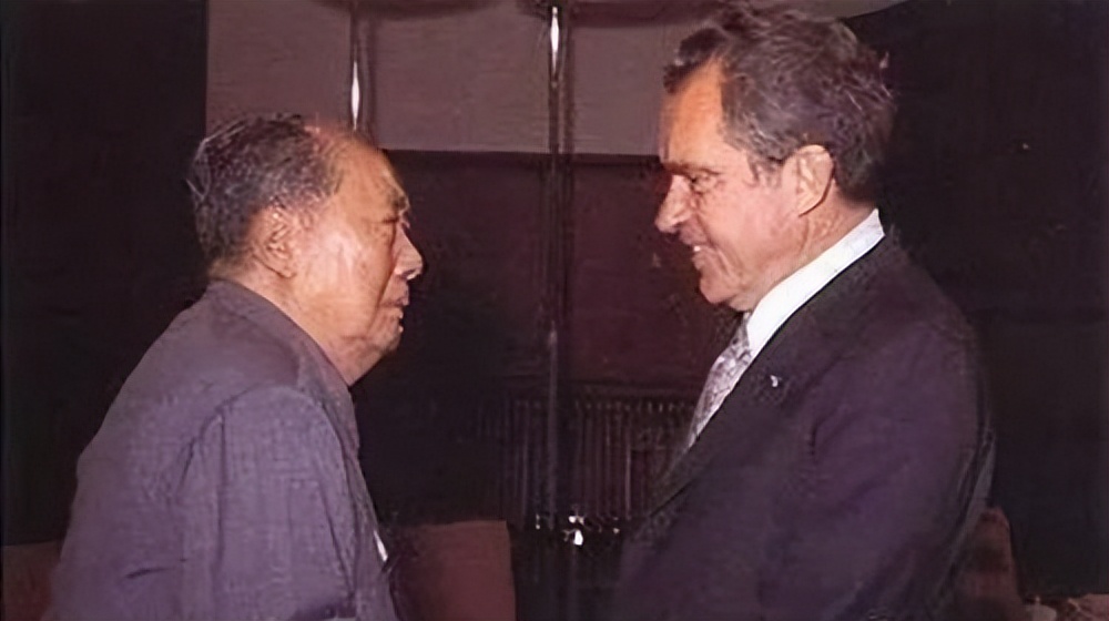 1969年国家面临苏联核威胁，毛主席下令：领导人撤出首都