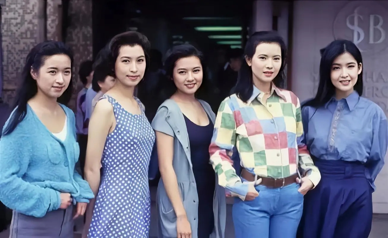 华晨宇刘德华开演唱会，刘德华用实际行动诠释谁是华语乐坛之神