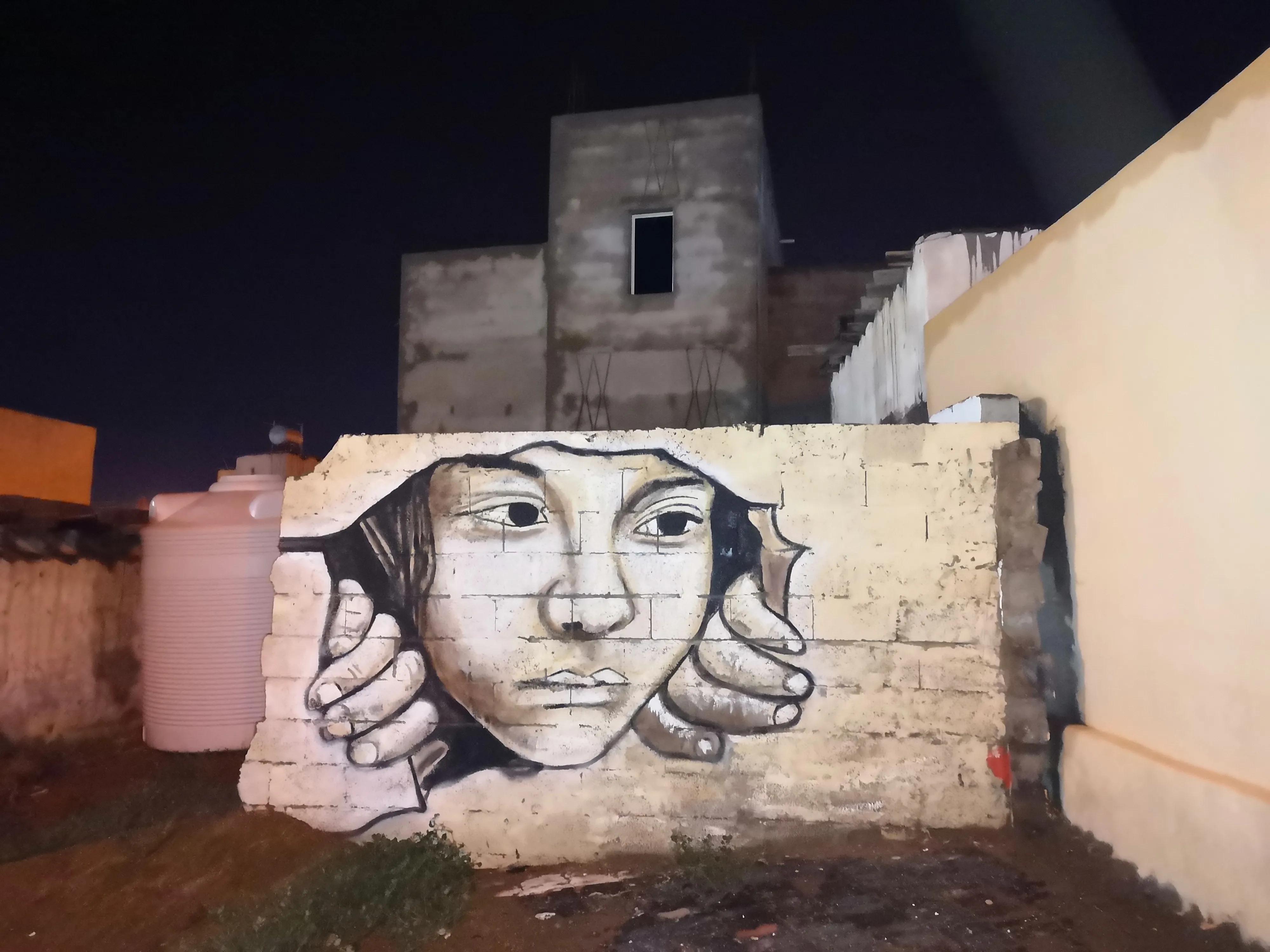 头顶一块布不是恐怖就是富什么梗,头顶一块布的人为啥那么富