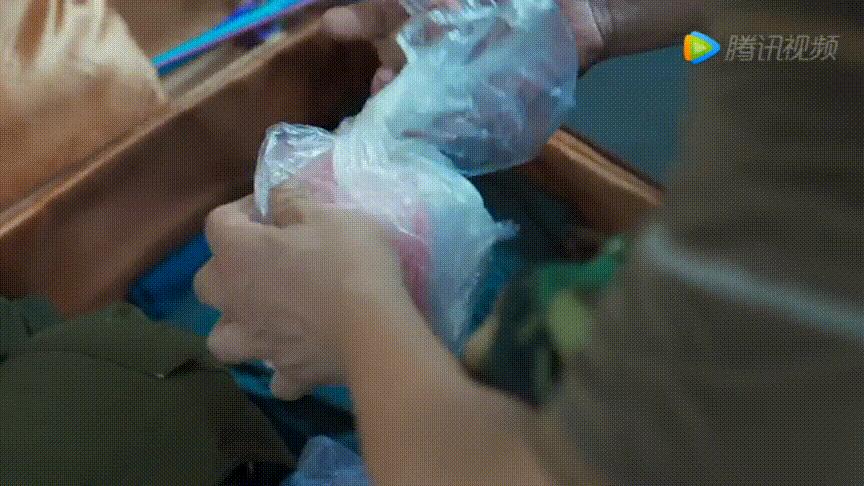 连“卫生巾”都不敢说，这也配叫女性剧？