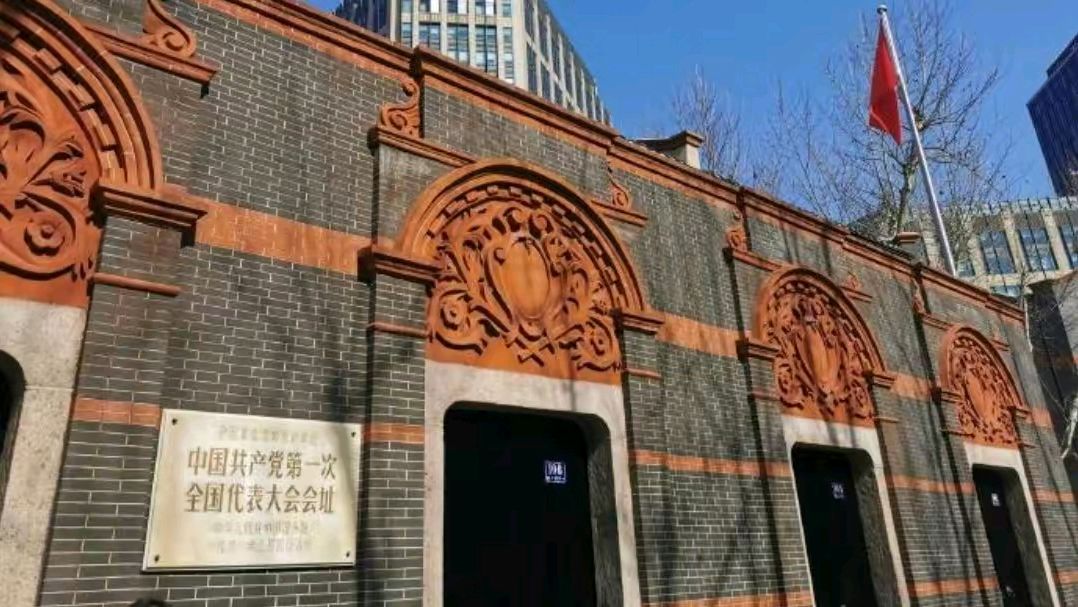 中国四大直辖市，拥有国家5*级A**旅游景区25个，列举出来共享