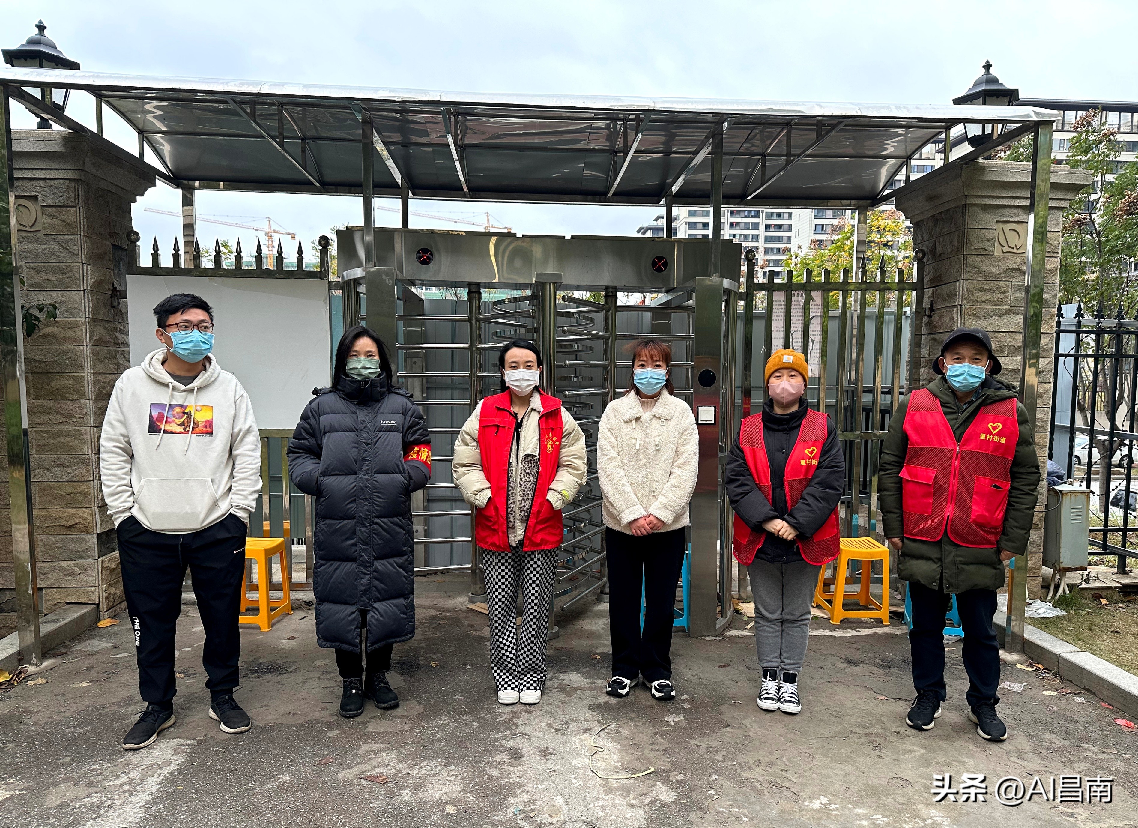 景德镇恒大社区：凝心聚力筑牢疫情防控坚实屏障