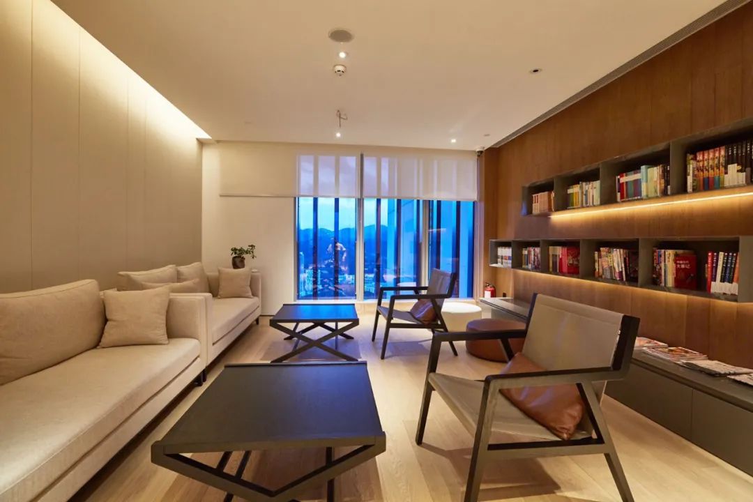 深业上城公寓,深业上城到笔架山的桥