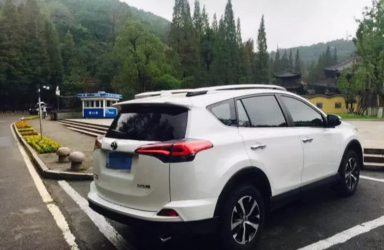 这几款车堪称省钱好伙伴,又实用又有面子10万块首选这3款车