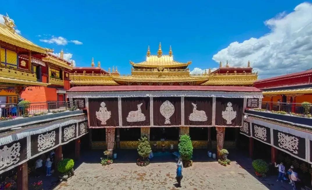 拉萨布达拉宫一万元可以玩下来不,拉萨布达拉宫海拔高度是多少米