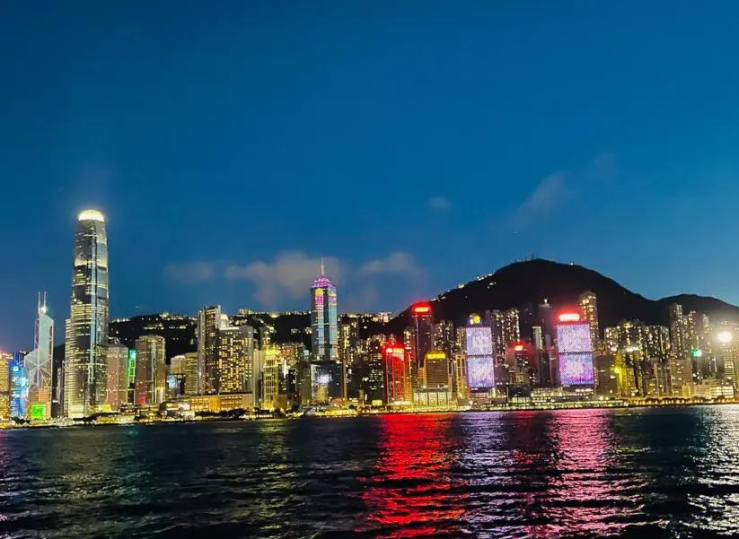 资产超过千万的移民,大批富商移民