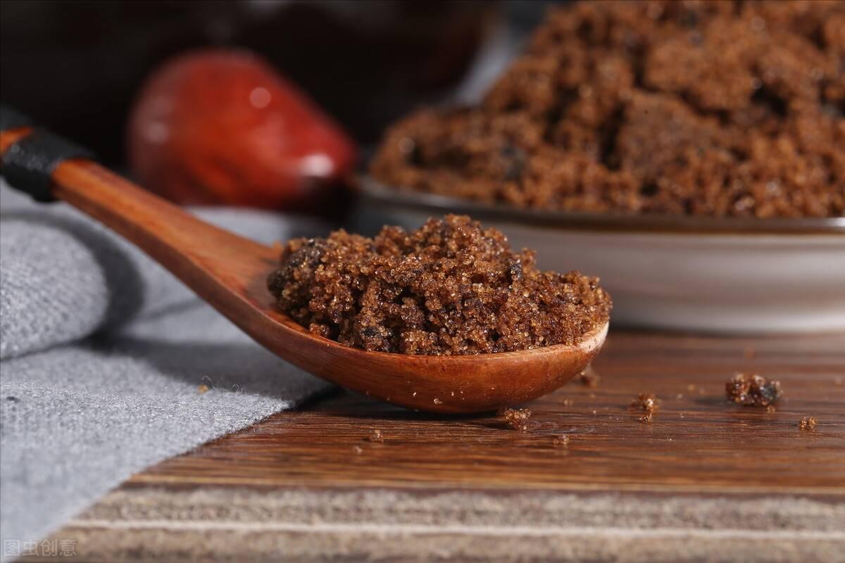 经期有像肉一样的血块是什么原因,为什么来月经有像白带一样的血丝