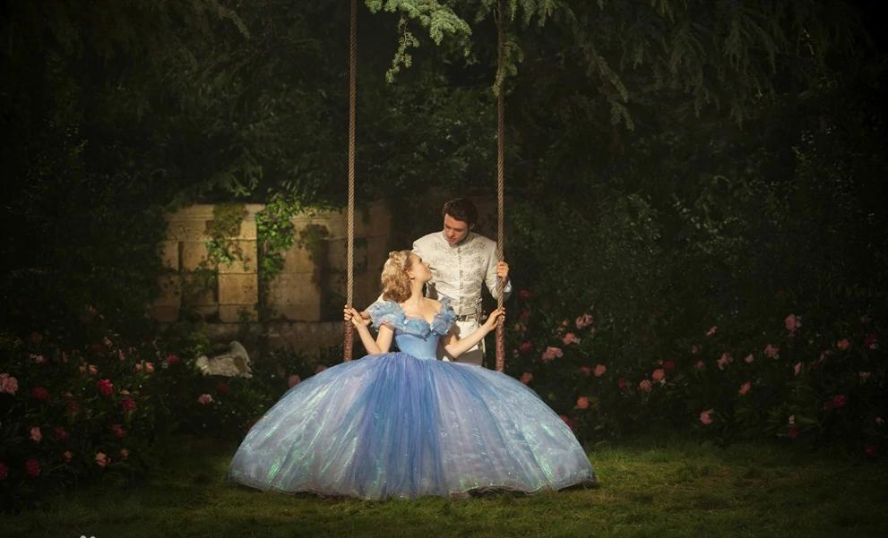 灰姑娘水晶鞋故事完整版,灰姑娘的水晶鞋童话故事