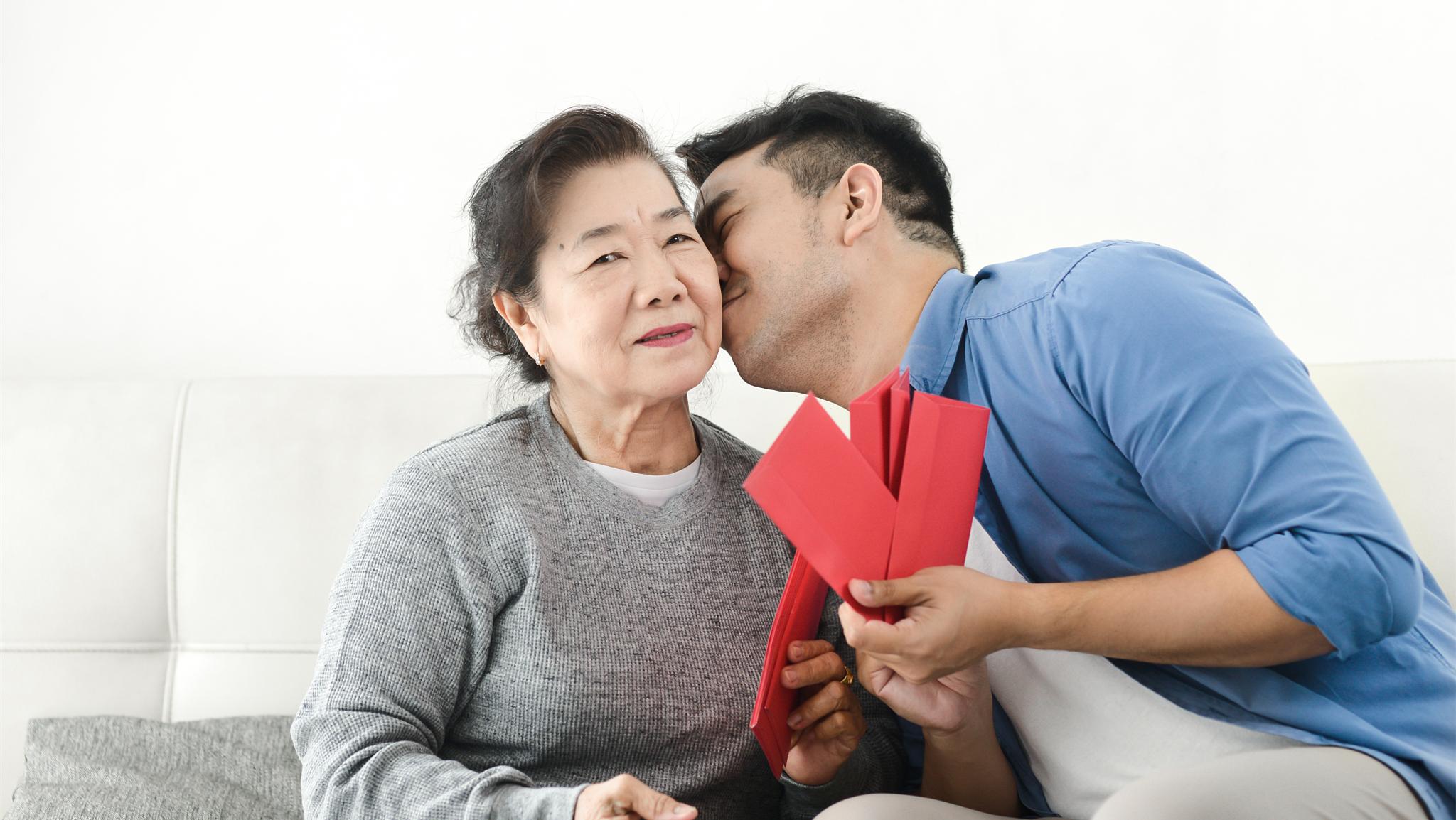 48岁大姐来相亲震惊63岁大爷,68岁大爷相亲大妈提出3个要求