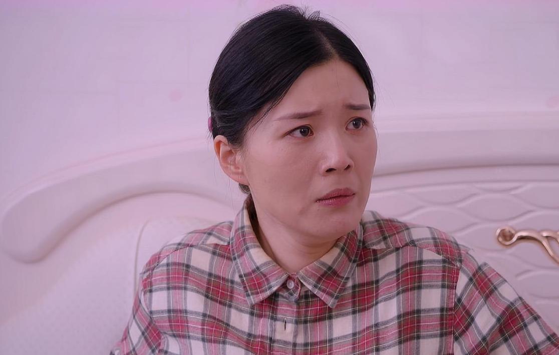 爸爸姓“操”，妈妈想女儿随自己姓，奶奶出手展示老将的手段