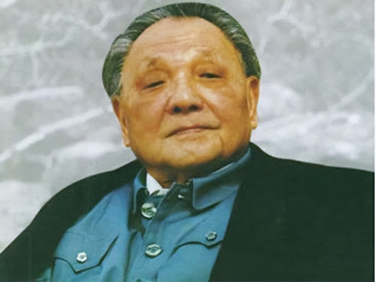 1997年邓公逝世,临终前对妻子卓琳说道:我还有一个心愿未了