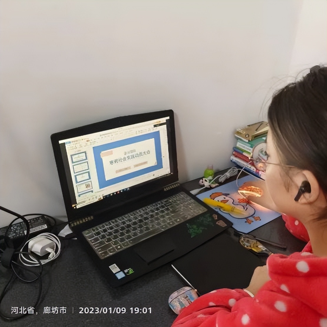 大学生心理如何培养自己的恋爱观,在大学中树立正确恋爱观的重要性