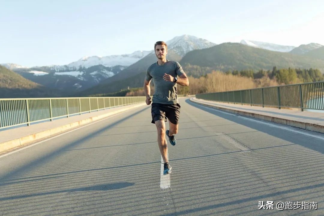 跑步前脚掌着地小腿左侧痛怎么办,用前脚掌跑步小腿酸痛正常吗